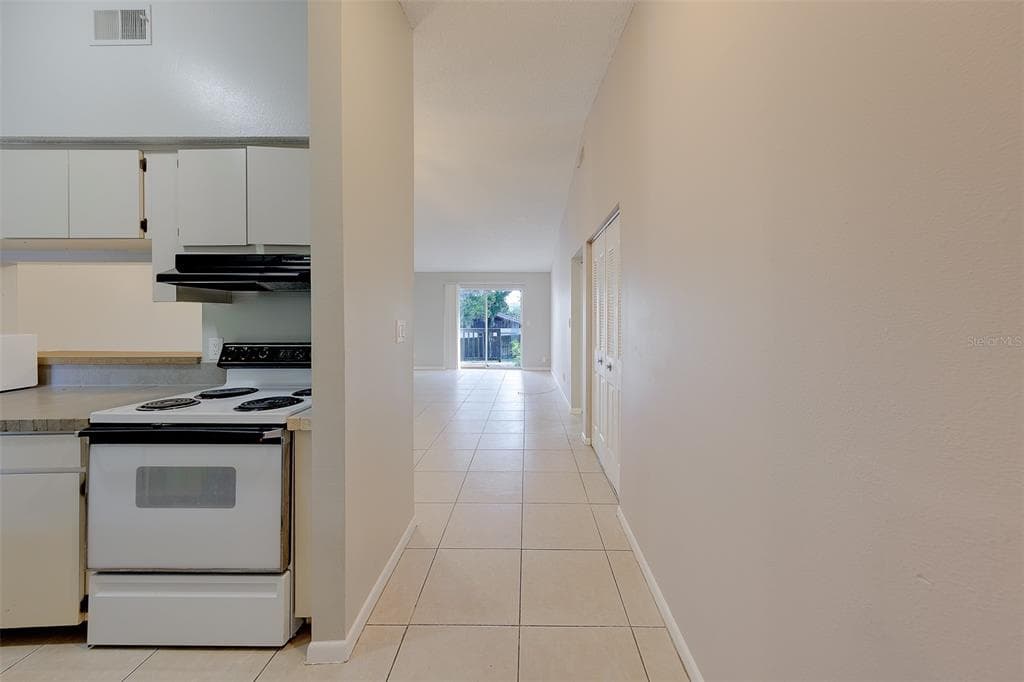 1109 E ROHE STREET # A & B, TARPON SPRINGS, FL 34689 — zdjęcie 4