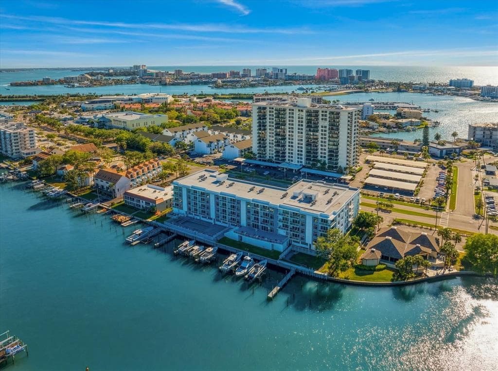 125 ISLAND WAY # 402, CLEARWATER BEACH, FL 33767 — zdjęcie 2