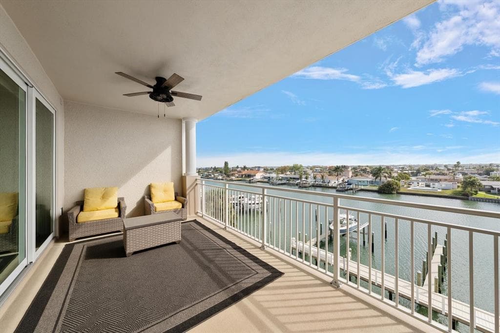 125 ISLAND WAY # 402, CLEARWATER BEACH, FL 33767 — zdjęcie 3