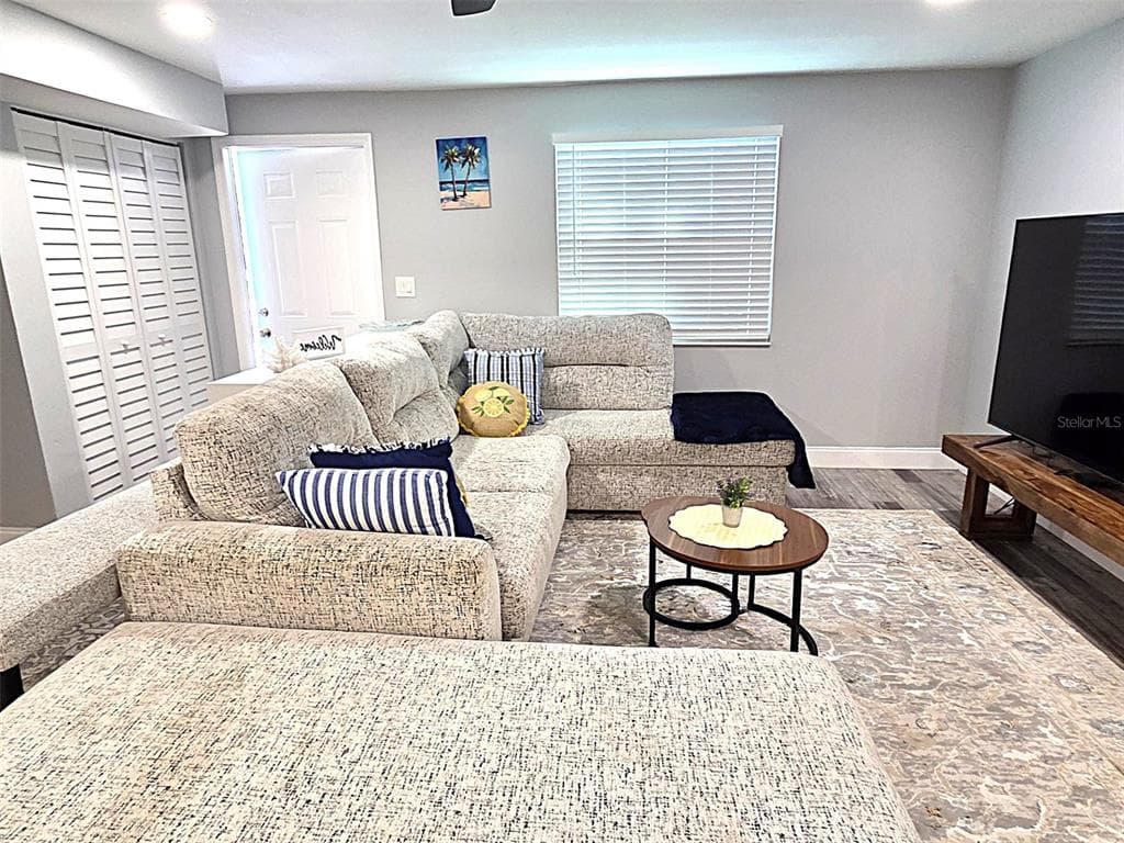 5105 TANGERINE AVENUE S, GULFPORT, FL 33707 — zdjęcie 5