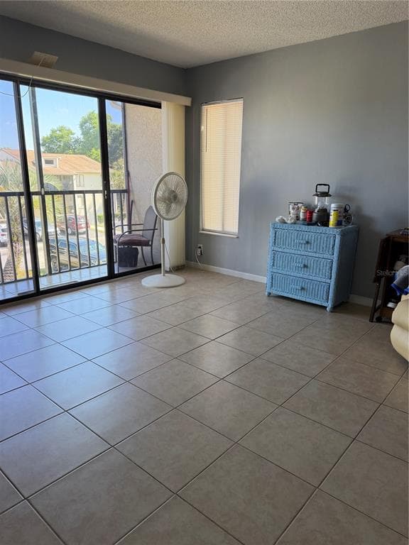 2688 PINE RIDGE WAY N # A2, PALM HARBOR, FL 34684 — zdjęcie 4