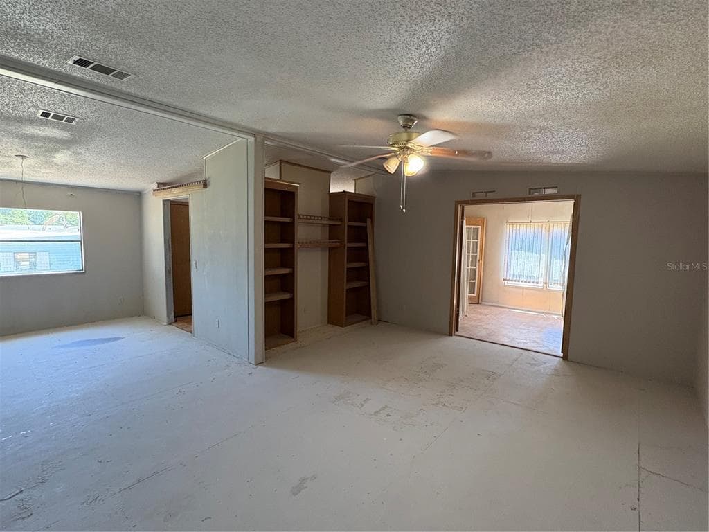 25034 BETTON HILL, LEESBURG, FL 34748 — zdjęcie 4