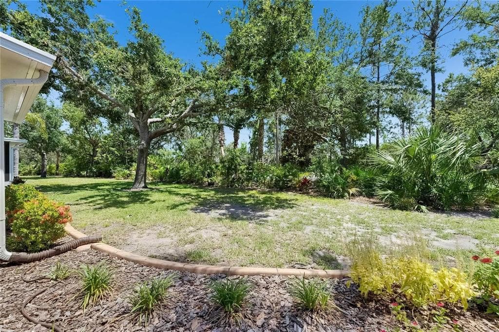 2068 SIFIELD GREENS WAY, SUN CITY CENTER, FL 33573 — zdjęcie 3