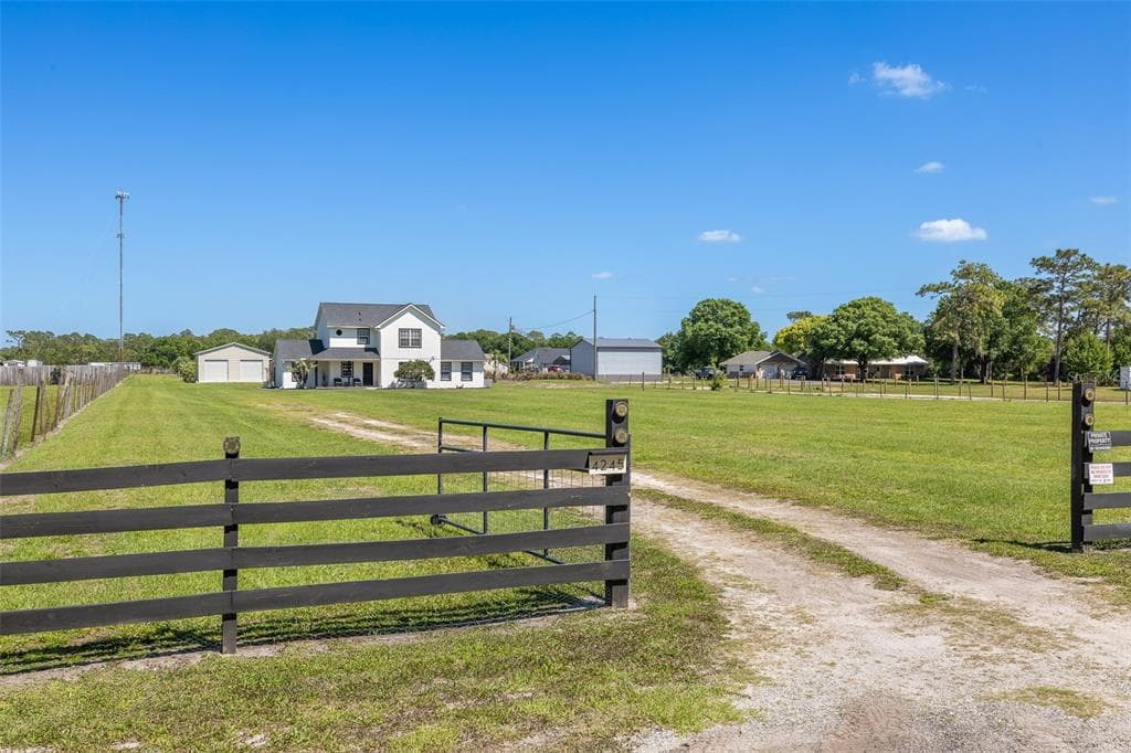 4245 HENRY J AVENUE, ST CLOUD, FL 34772 — zdjęcie 2