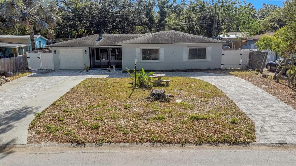 2025 TEMPLE TERRACE, CLEARWATER, FL 33764 — zdjęcie 2