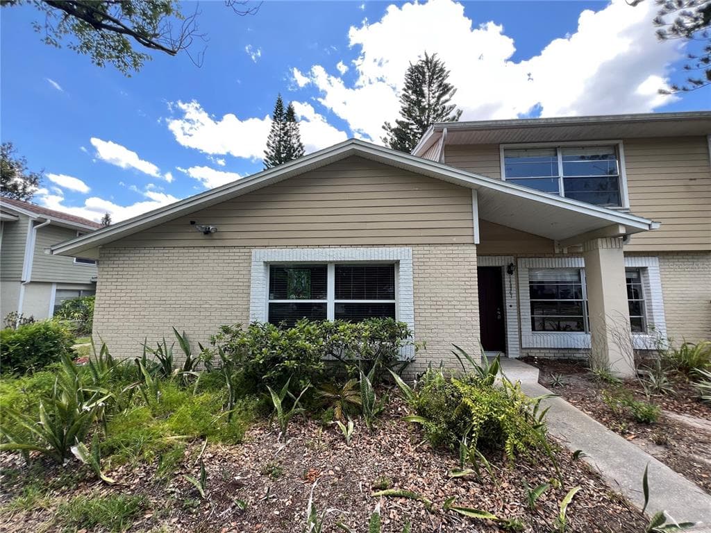 14627 PINE GLEN CIRCLE, LUTZ, FL 33559
