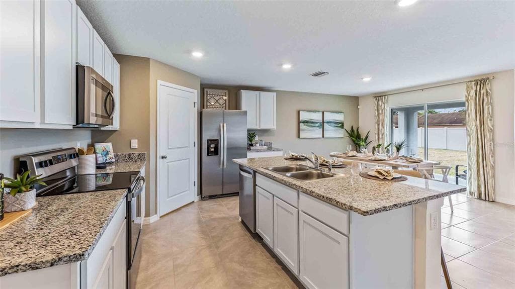 11993 FALLOW DOWN DRIVE, DADE CITY, FL 33525 — zdjęcie 3