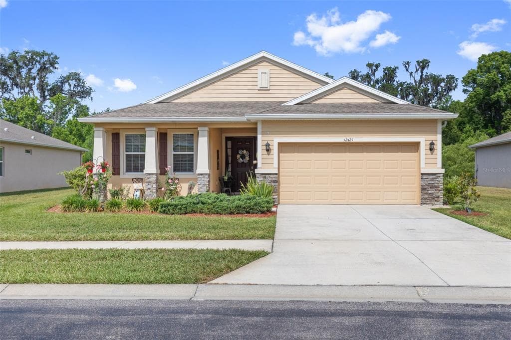 12421 EASTPOINTE DRIVE, DADE CITY, FL 33525