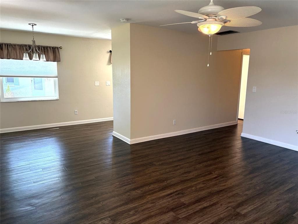 2202 CLUBHOUSE DRIVE # 185, SUN CITY CENTER, FL 33573 — zdjęcie 5
