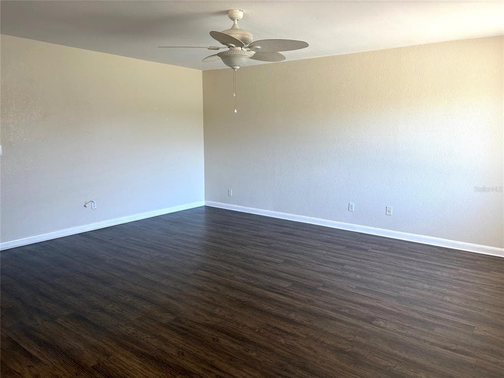 2202 CLUBHOUSE DRIVE # 185, SUN CITY CENTER, FL 33573 — zdjęcie 4