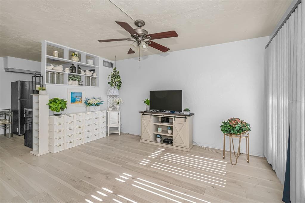 4051 58TH STREET N # 243, KENNETH CITY, FL 33709 — zdjęcie 5