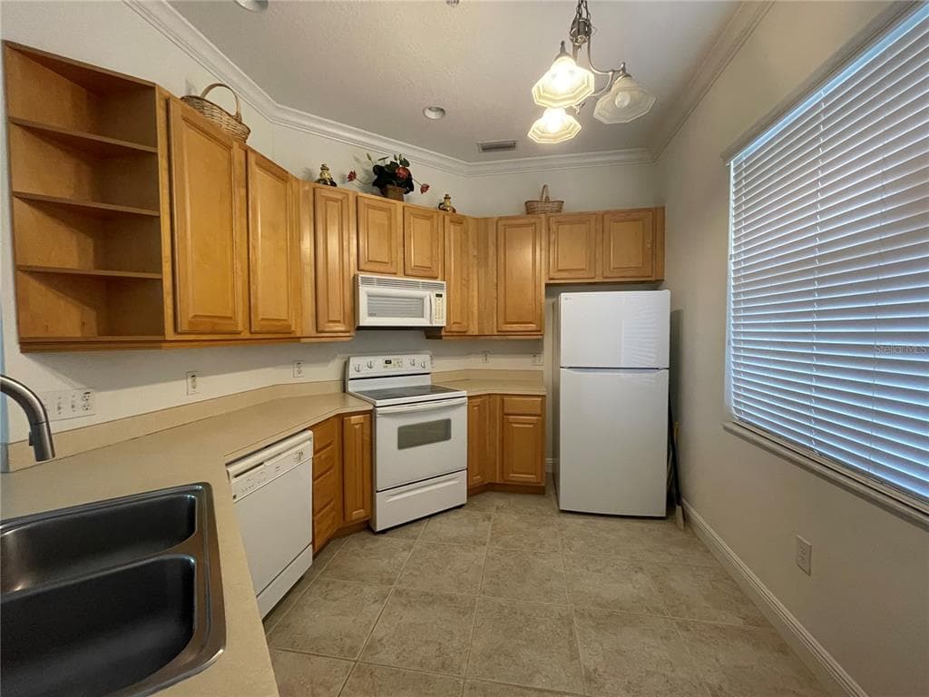 6816 DALI AVENUE # 205, LAND O LAKES, FL 34637 — zdjęcie 5