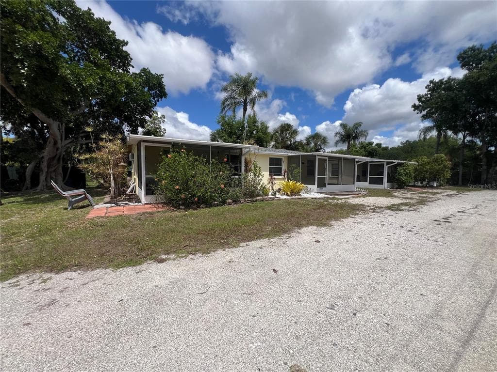 275 PINEAPPLE STREET # B, ENGLEWOOD, FL 34223