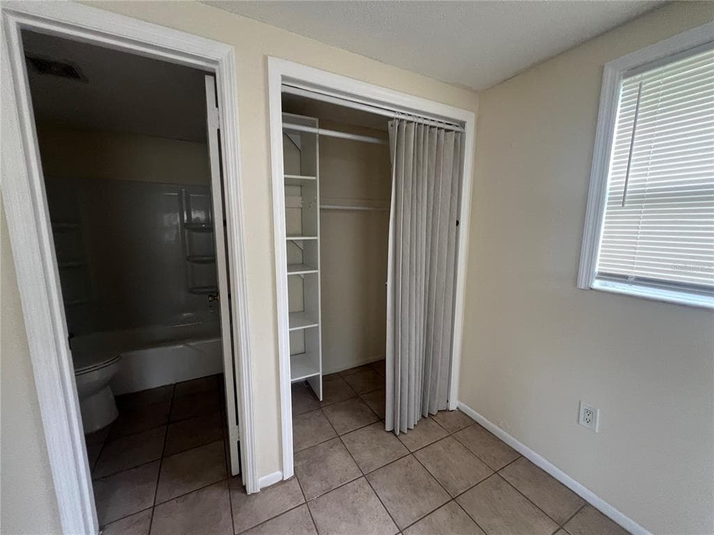 255 PINEAPPLE STREET # 3, ENGLEWOOD, FL 34223 — zdjęcie 4