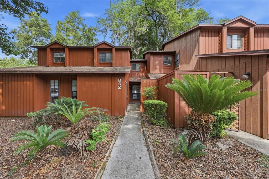 852 SW 58TH TERRACE, GAINESVILLE, FL 32607