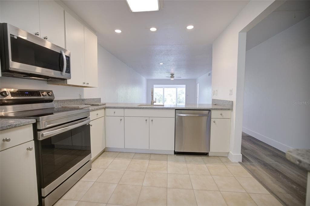 10134 REGAL DRIVE # 1, LARGO, FL 33774 — zdjęcie 4