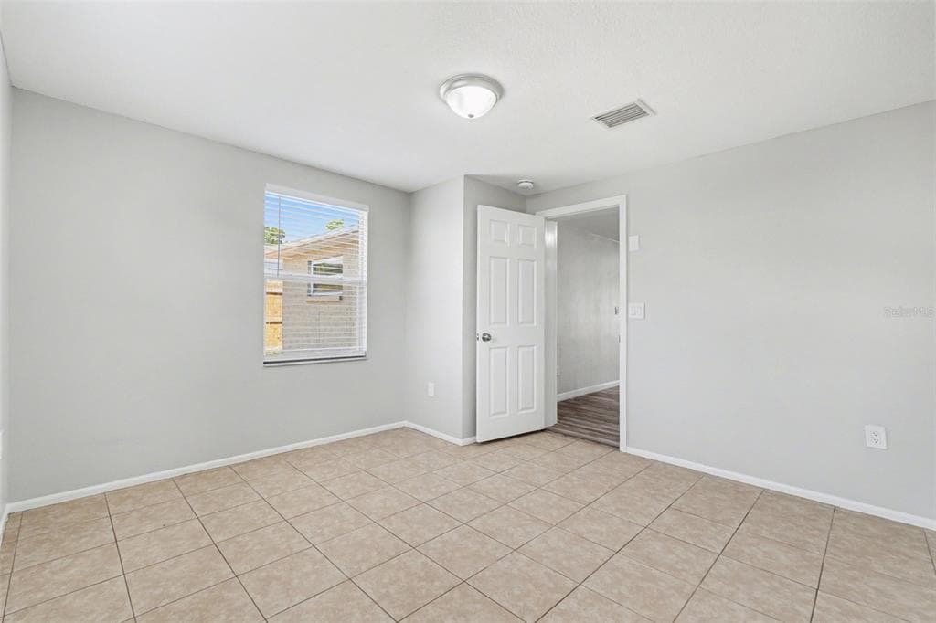 6337 BONAIRE AVENUE, NEW PORT RICHEY, FL 34653 — zdjęcie 2