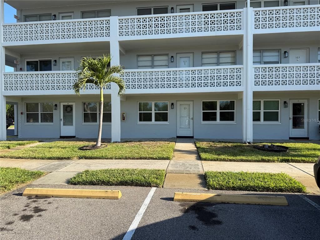 1001 77TH AVENUE N # 102, ST PETERSBURG, FL 33703