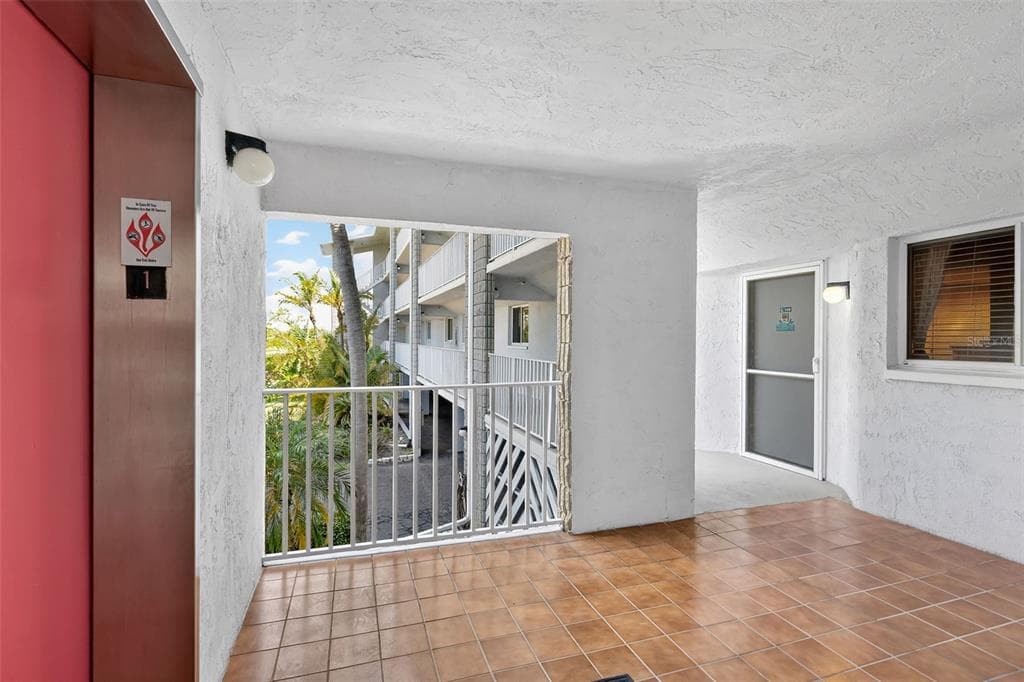 1401 S MCCALL ROAD # 104B, ENGLEWOOD, FL 34223 — zdjęcie 2
