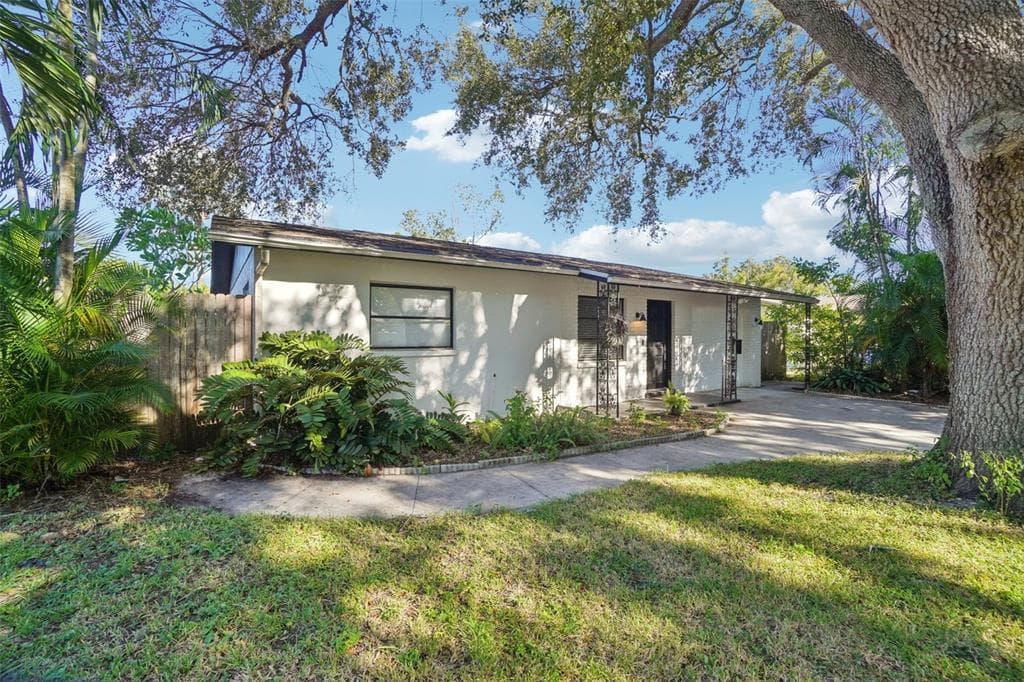 162 SE LINCOLN CIRCLE N, ST PETERSBURG, FL 33703 — zdjęcie 4