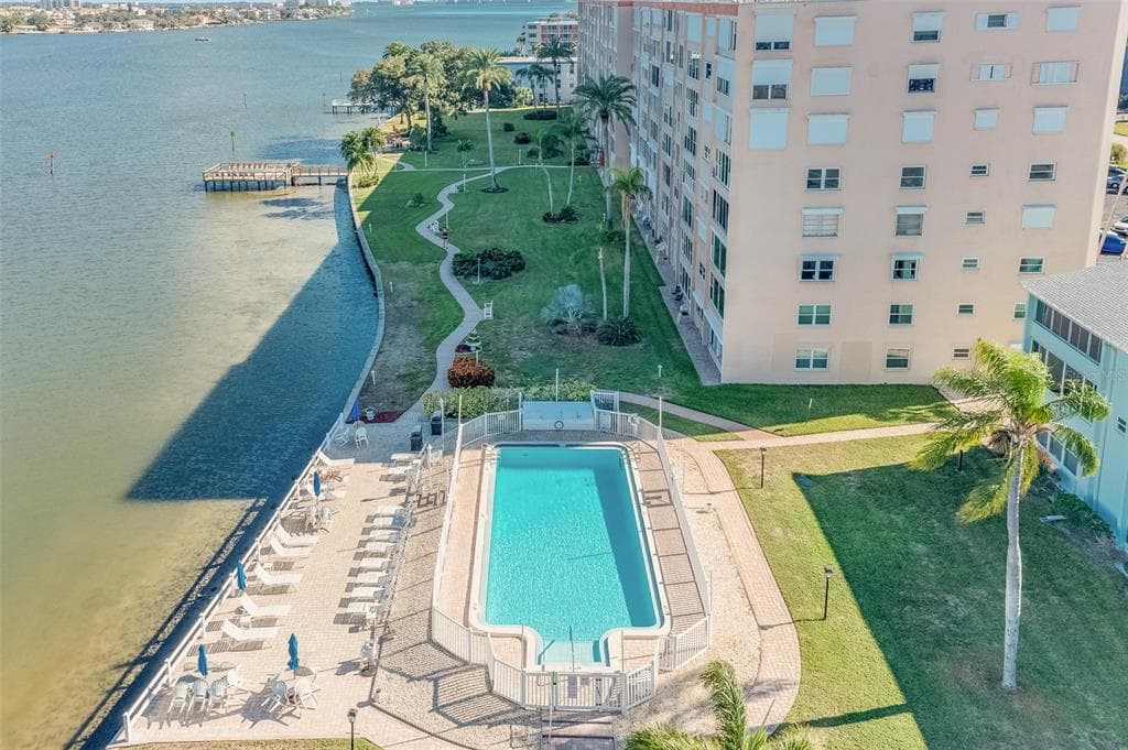 1847 SHORE DRIVE S # 117, SOUTH PASADENA, FL 33707