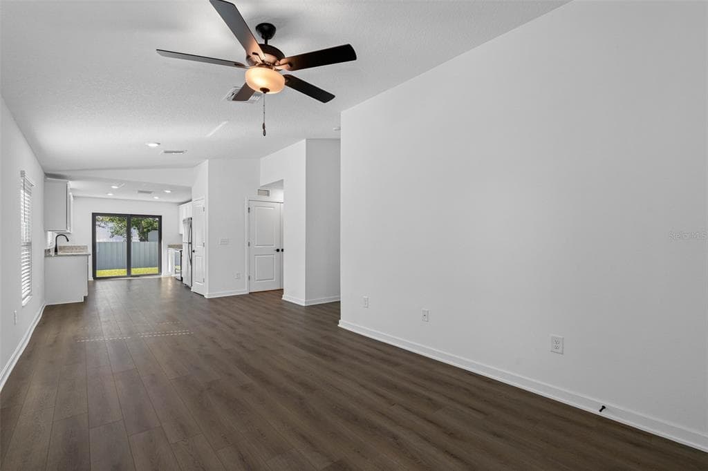 11308 LINNET ROAD, WEEKI WACHEE, FL 34614 — zdjęcie 3