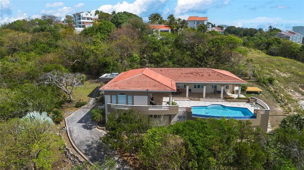 9 SHELL CASTLE, HUMACAO, PR 00791