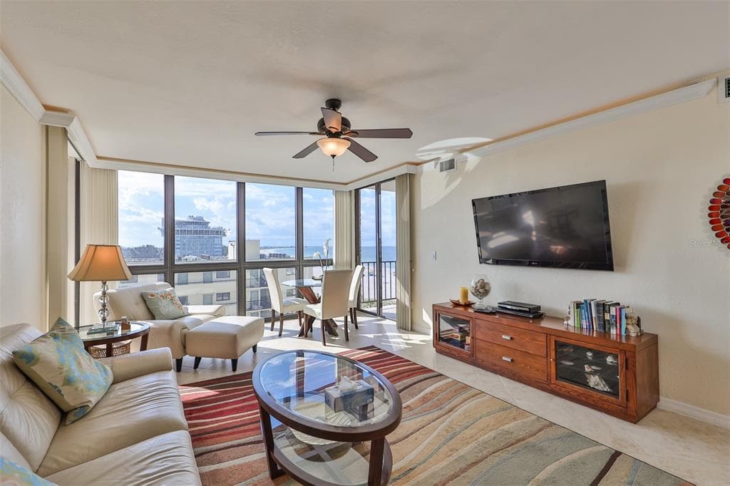 5396 GULF BOULEVARD # 701, ST PETE BEACH, FL 33706 — zdjęcie 4