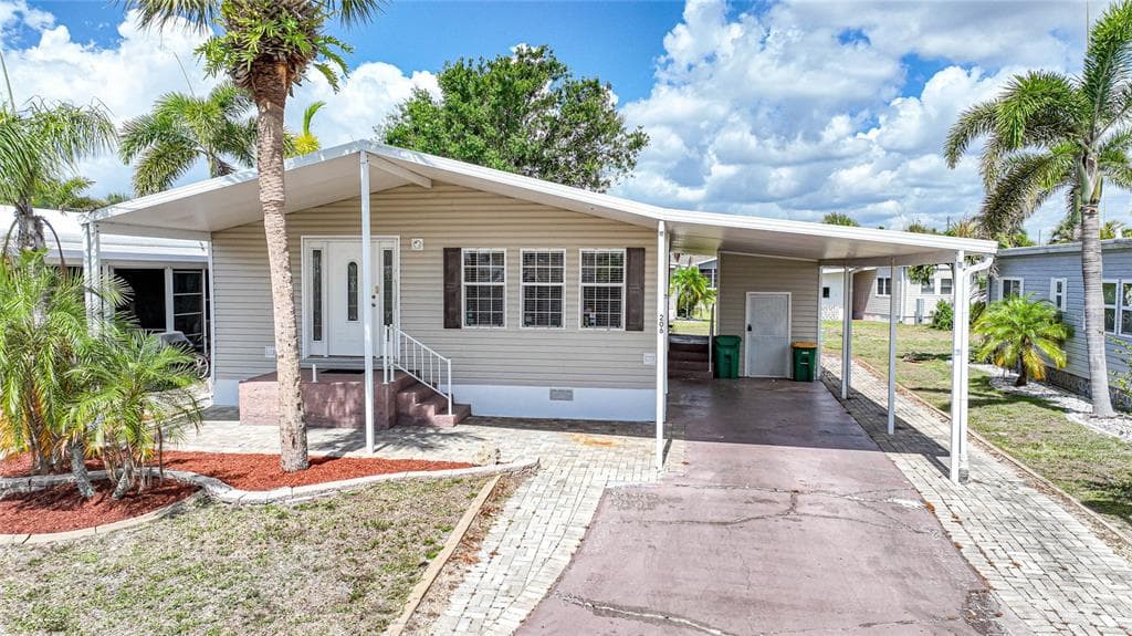 2100 KINGS HWY # 206, PORT CHARLOTTE, FL 33980