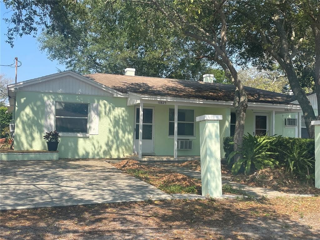 10825 NAVAJO DRIVE, ST PETERSBURG, FL 33708