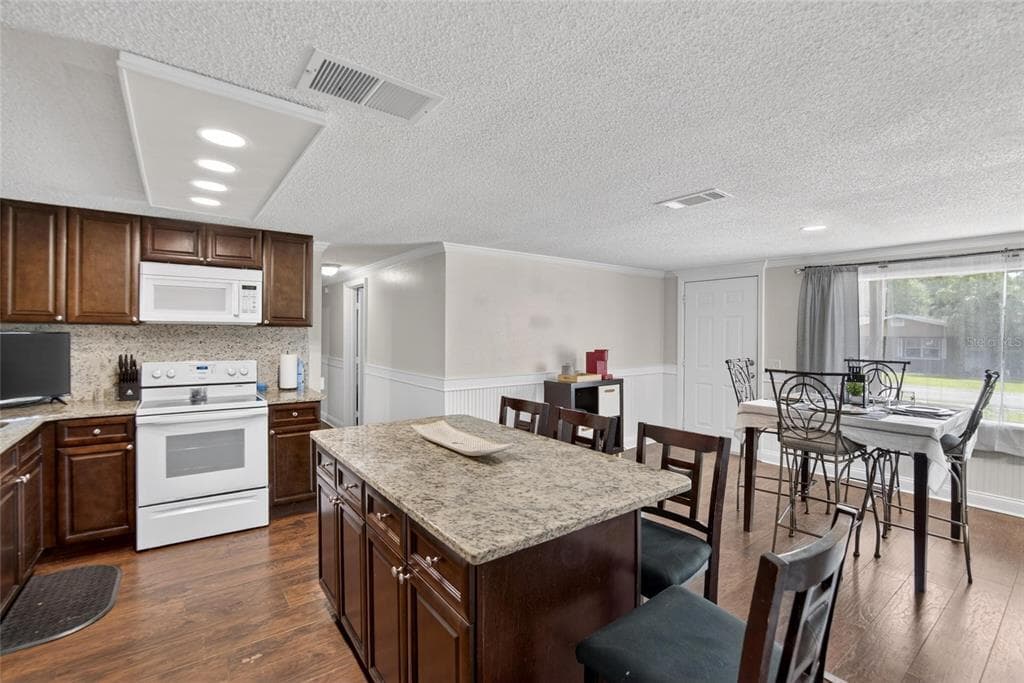 918 JERE CIRCLE, LAKELAND, FL 33801 — zdjęcie 4