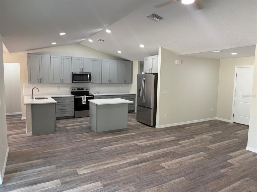 13465 CANYON SWALLOW ROAD, WEEKI WACHEE, FL 34614 — zdjęcie 5