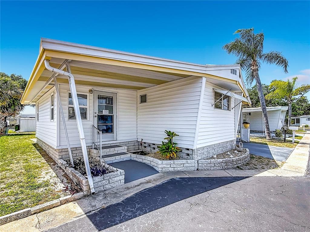 1040 MAIN STREET # 162, DUNEDIN, FL 34698