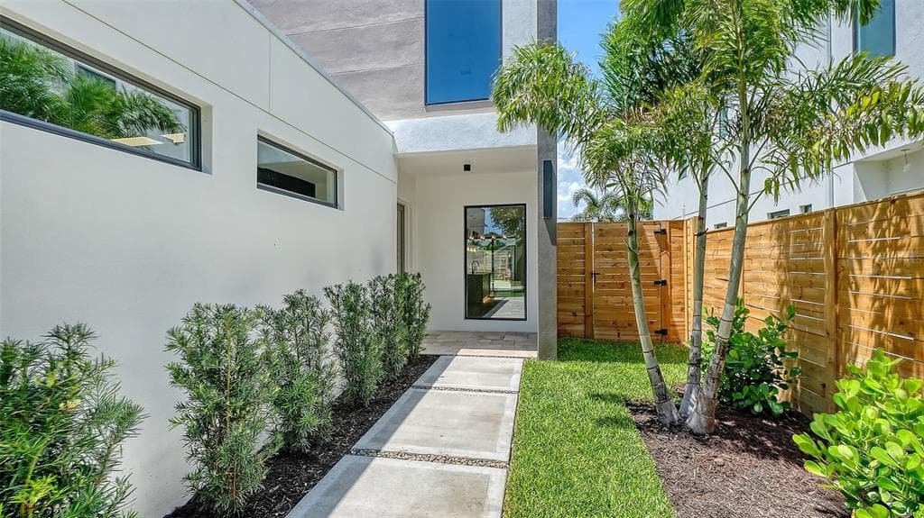 2225 FLORINDA STREET, SARASOTA, FL 34231 — zdjęcie 3