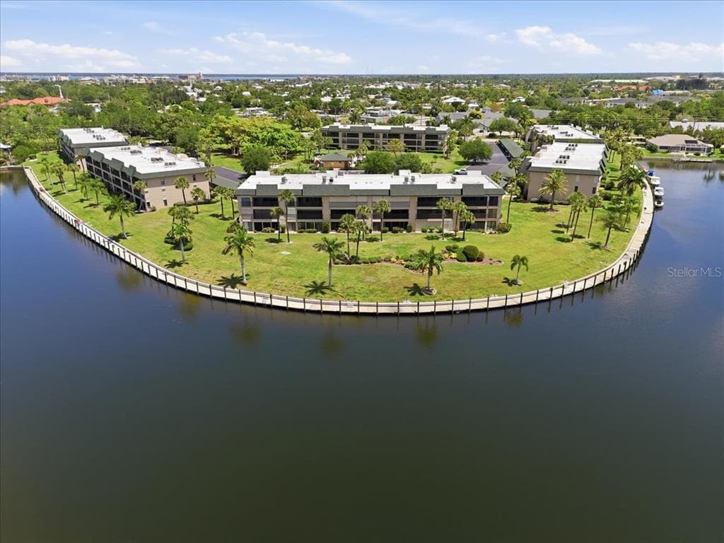 601 SHREVE STREET # 32B, PUNTA GORDA, FL 33950 — zdjęcie 4