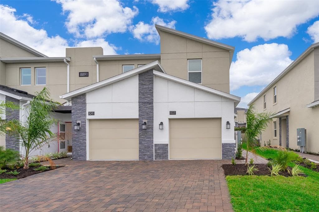 8899 CABOT CLIFFS DRIVE # 102, DAVENPORT, FL 33896