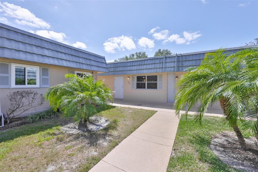 1802 BEDFORD TERRACE # 184, SUN CITY CENTER, FL 33573 — zdjęcie 2