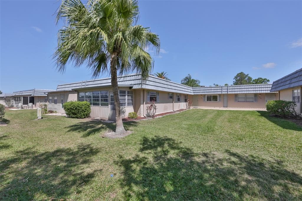 1802 BEDFORD TERRACE # 184, SUN CITY CENTER, FL 33573 — zdjęcie 3