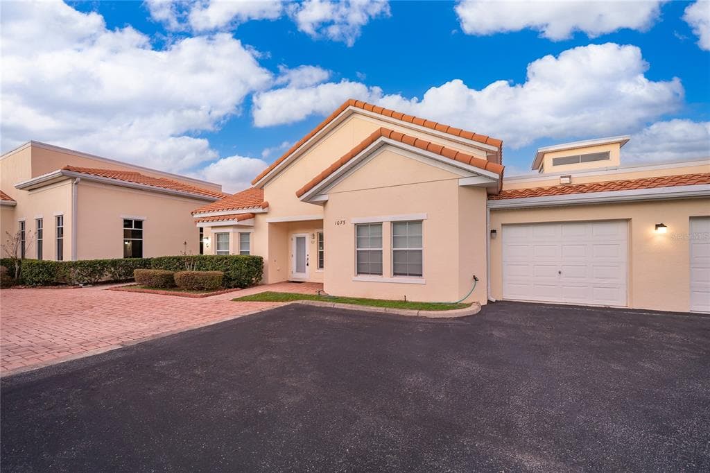 1075 DAVID WALKER DRIVE # C-1, TAVARES, FL 32778 — zdjęcie 3