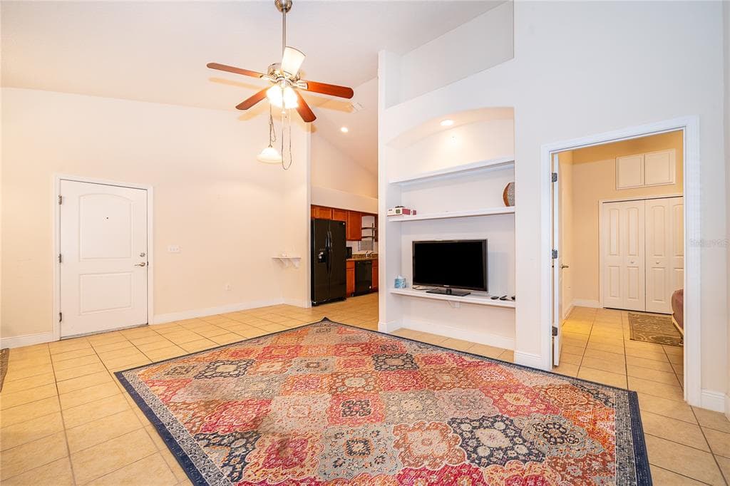 1075 DAVID WALKER DRIVE # C-1, TAVARES, FL 32778 — zdjęcie 4