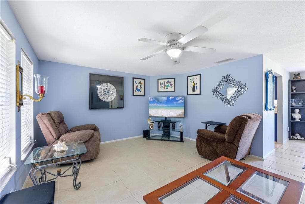 18461 BURKHOLDER CIRCLE, PORT CHARLOTTE, FL 33948 — zdjęcie 3