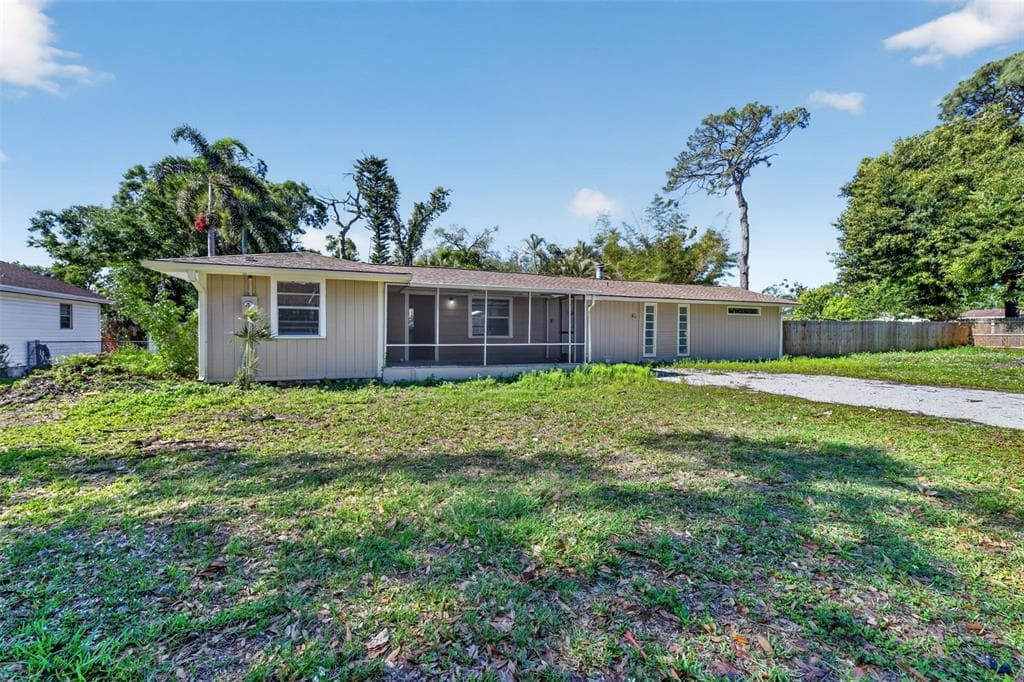 1150 52ND STREET, SARASOTA, FL 34234