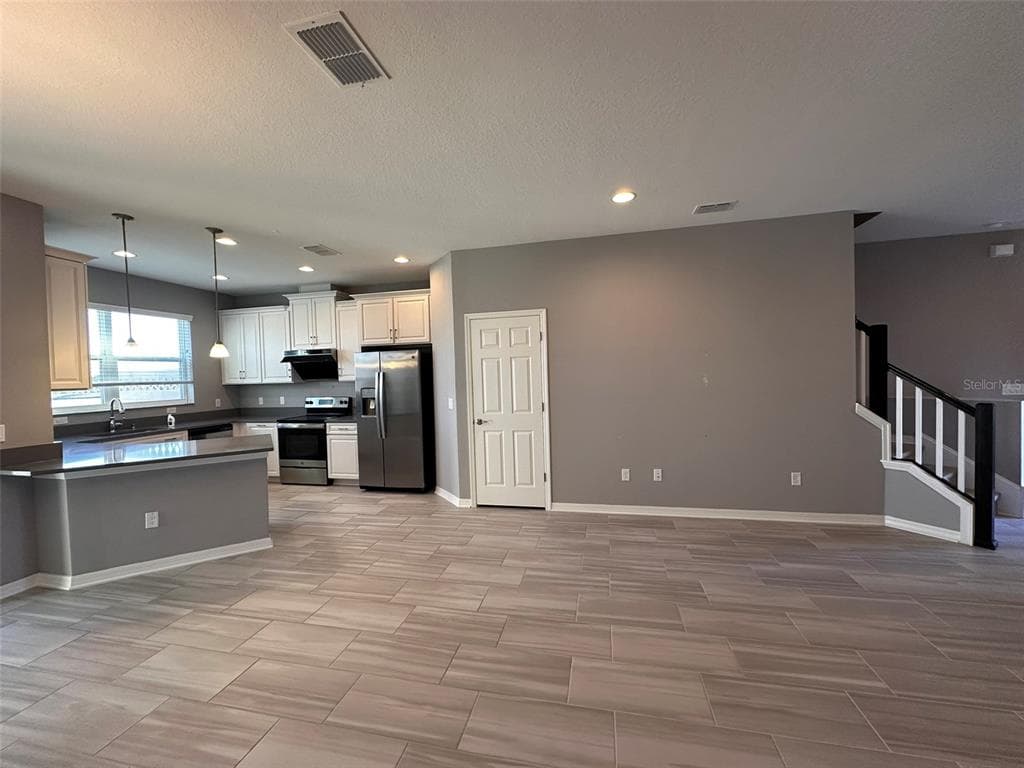 29850 SOUTHWELL LANE, WESLEY CHAPEL, FL 33543 — zdjęcie 4