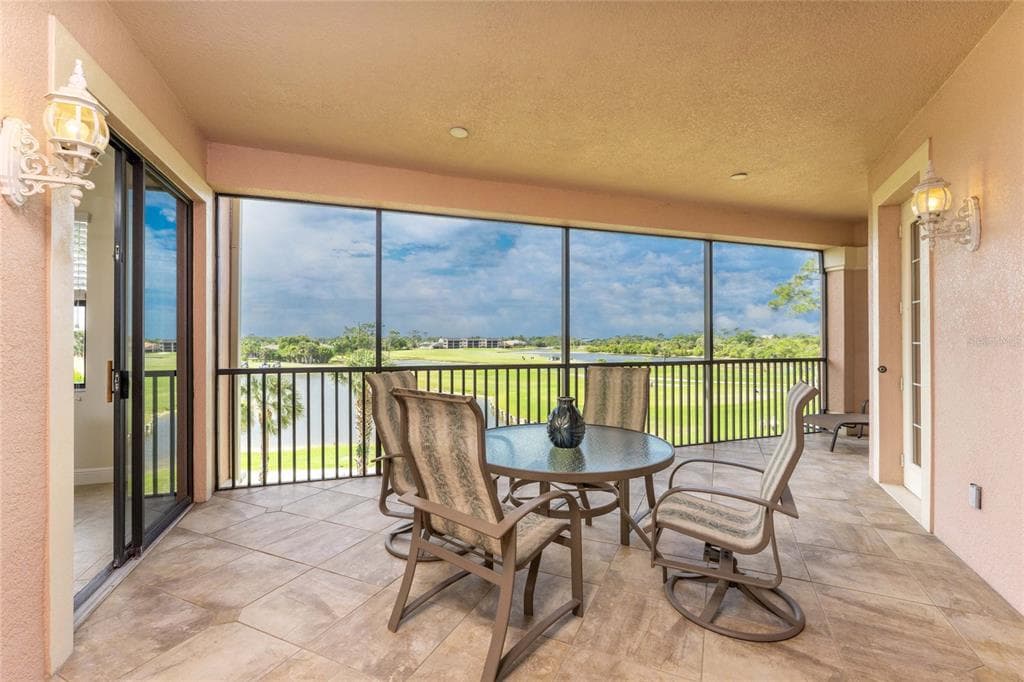 24351 BALTIC AVE # 203, PUNTA GORDA, FL 33955 — zdjęcie 4