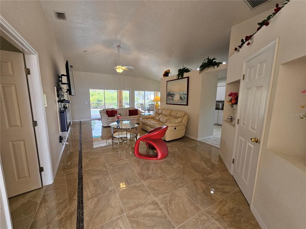 114 ALBATROSS ROAD, ROTONDA WEST, FL 33947 — zdjęcie 3