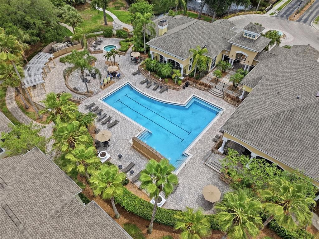 9916 COURTNEY PALMS BOULEVARD # 302, TAMPA, FL 33619 — zdjęcie 2