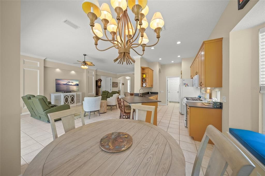 6923 LENNOX PLACE, UNIVERSITY PARK, FL 34201 — zdjęcie 4