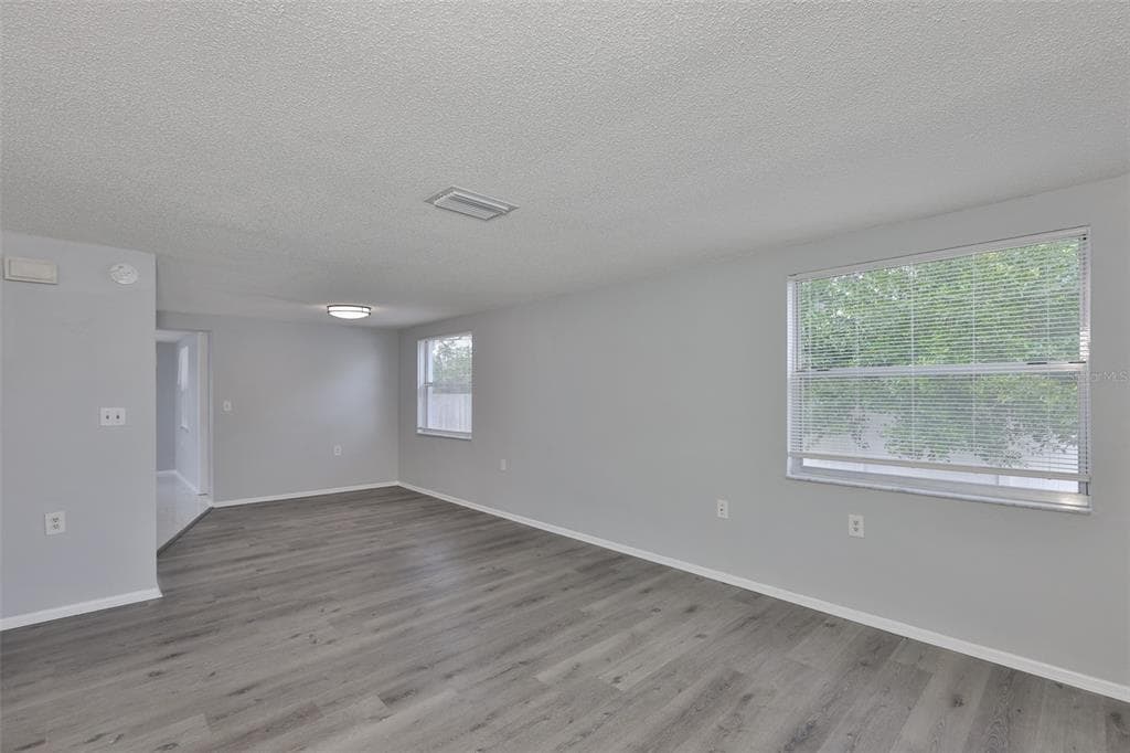 5637 GOLDEN NUGGET DRIVE, HOLIDAY, FL 34690 — zdjęcie 4
