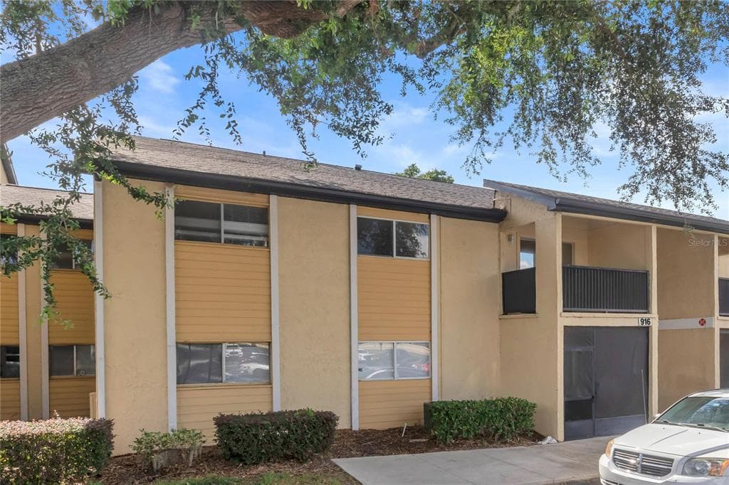 916 LAKE DESTINY ROAD # E, ALTAMONTE SPRINGS, FL 32714