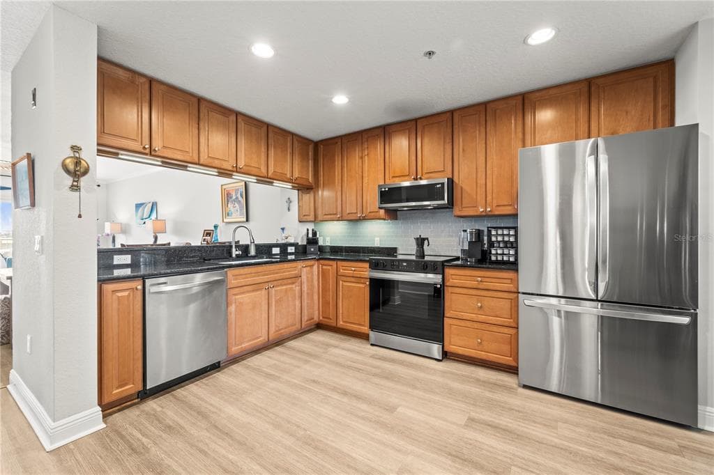 425 150TH AVENUE # 2303, MADEIRA BEACH, FL 33708 — zdjęcie 4